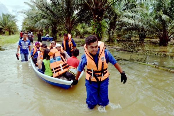 Anggota JPJ Mati Ditetak Di Pontian - Semasa  mStar