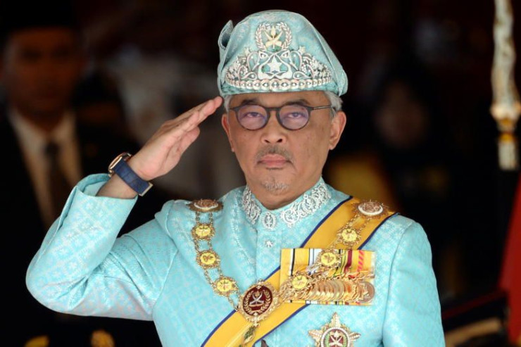 Tengku Hassanal dimasyhur Tengku Mahkota, Pemangku Raja ...