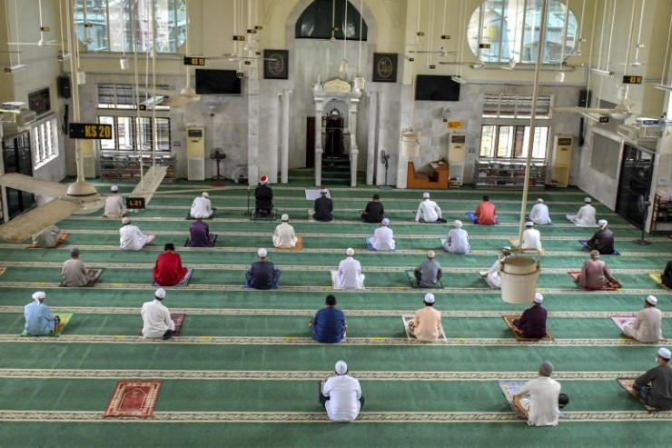 Surau, masjid zon hijau di WP dibenar solat Jumaat, jemaah 